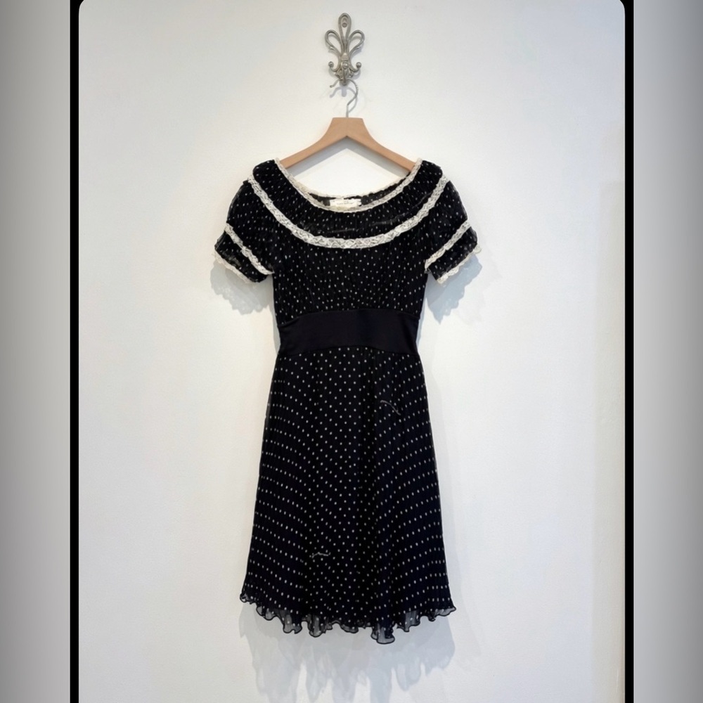 Elegant Vintage Fornarina Black and White star Dress